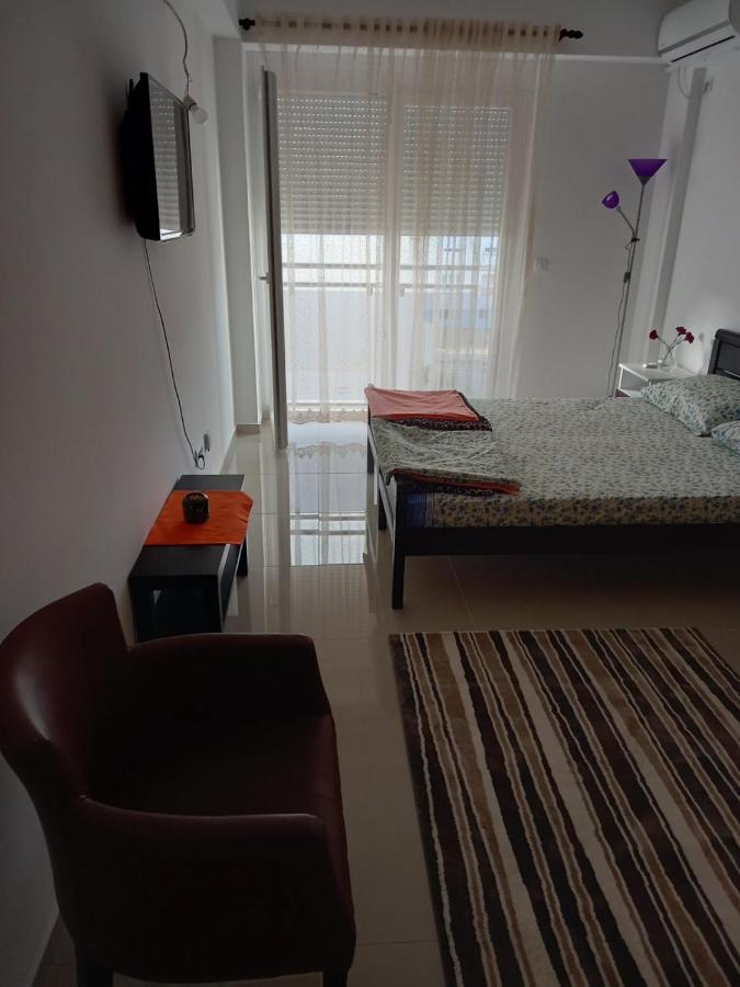 Apartman Savic Plus Apartment บาร์ ภายนอก รูปภาพ